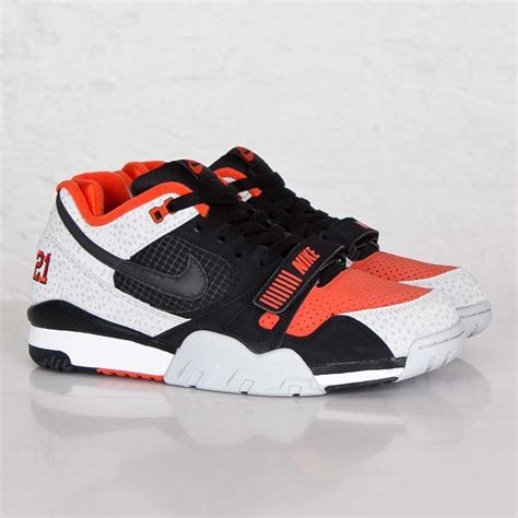 nike air trainer 2 premium